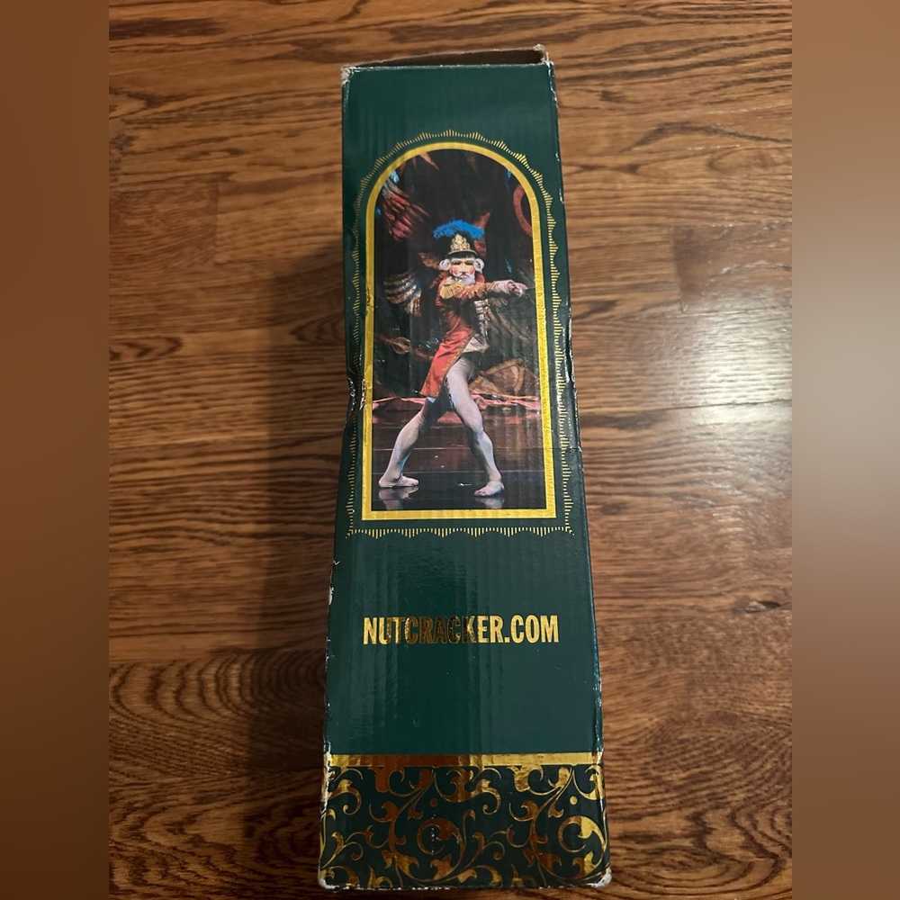 New Russian Handcrafted Wooden Nutcracker - Picture 9 of 9